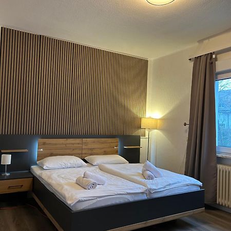 Riverside Airport Hotel Kelsterbach Exteriör bild
